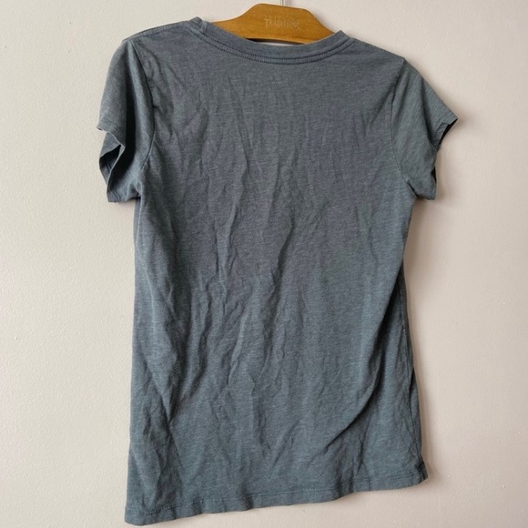 ✨3/$20✨ Aeropostale Women’s Grey Short Sleeve Tee - Picture 5 of 8
